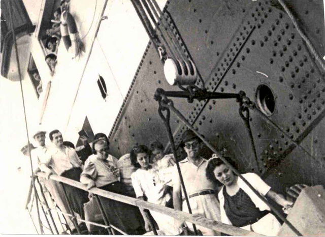 Llegada de María Luisa, Luisita, África Fernández y África Souza,en el Ipanema (7 julio 1939)