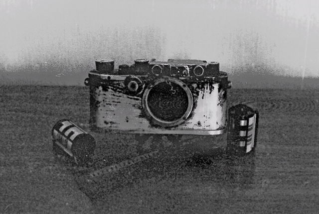 Cámara y rollos fotográficos que portaba Paco Mayo durante el accidente