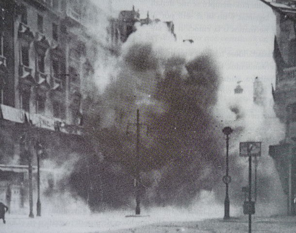 Bombazo en La Gran Vía, Madrid. 1936