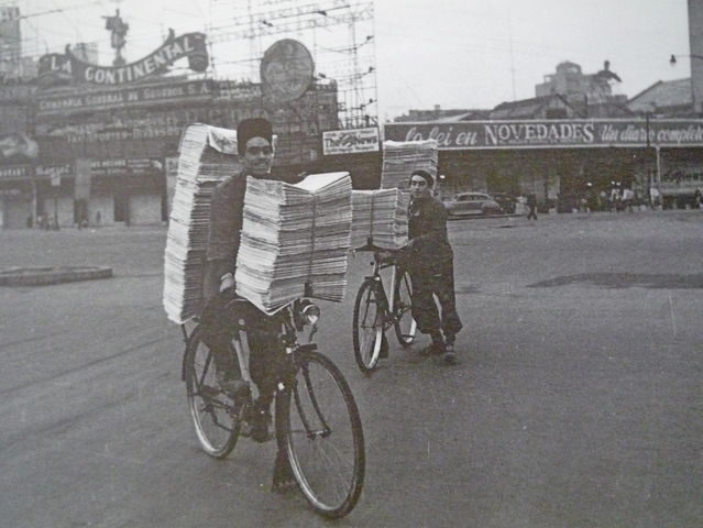 Voceadores en la capital del país