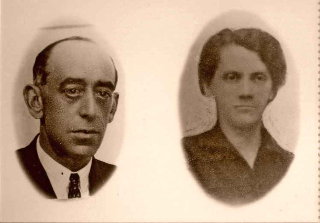Don Pedro González y Doña Encarnación Simón (padres de Luisa)