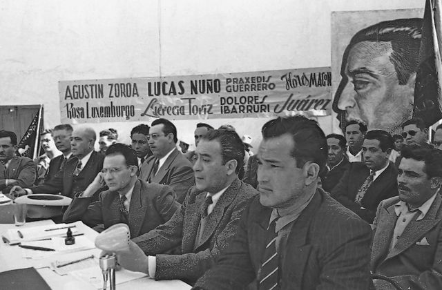 Acto de homenaje a los comunistas con Vicente Lombardo Toledano